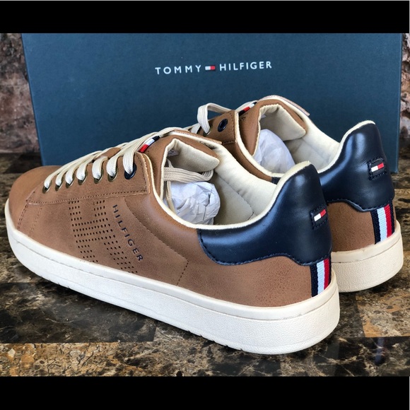 Tommy Hilfiger Men's Lutwin Sneakers - Picture 9 of 16